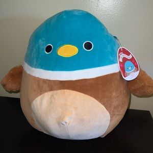 NWT Squishmallow Daska Valentine’s day 12” duck